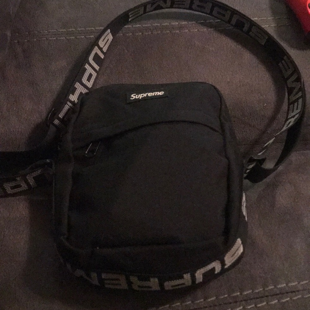 Supreme shoulder bag